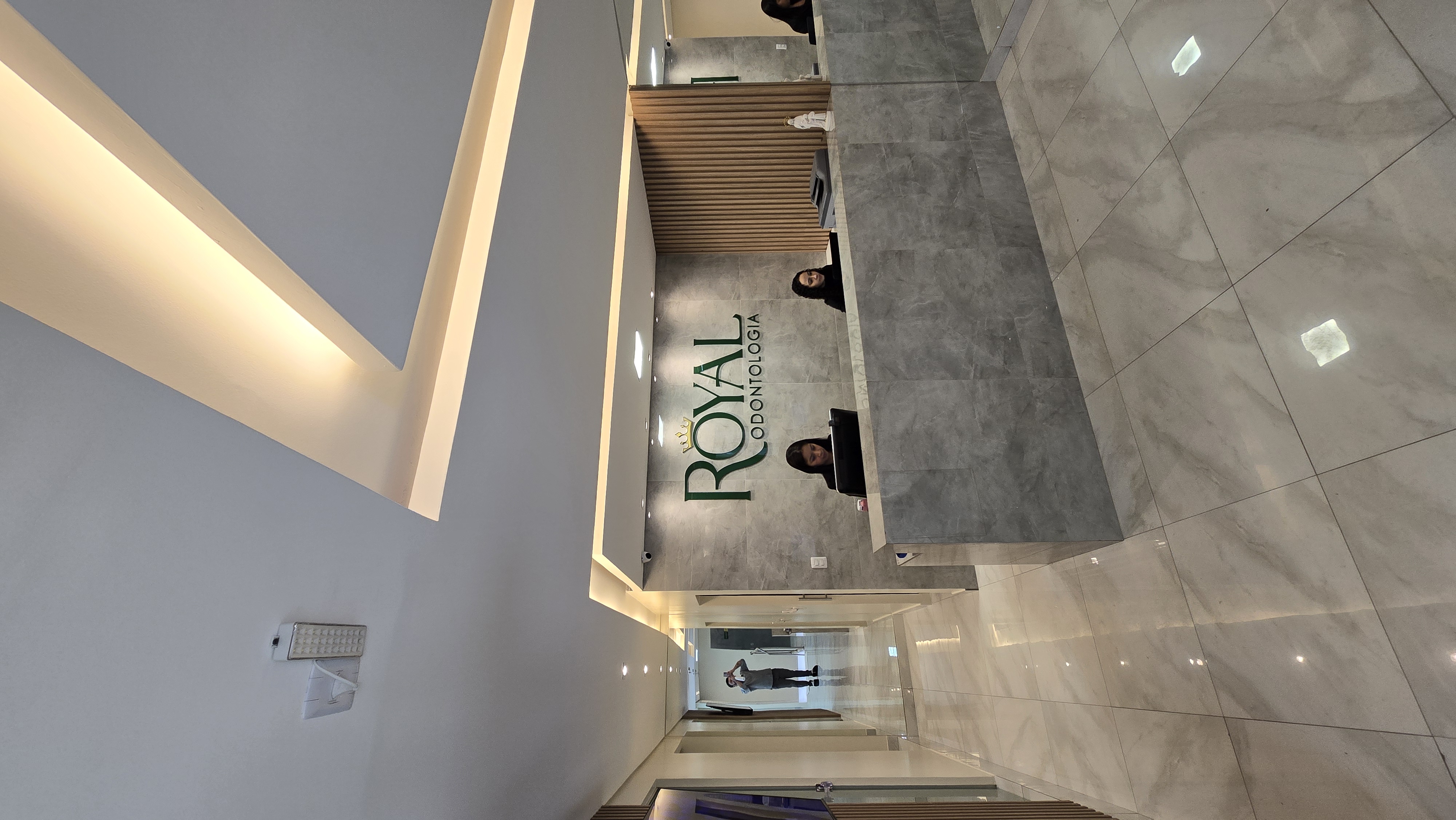 Royal Odontologia Clínica